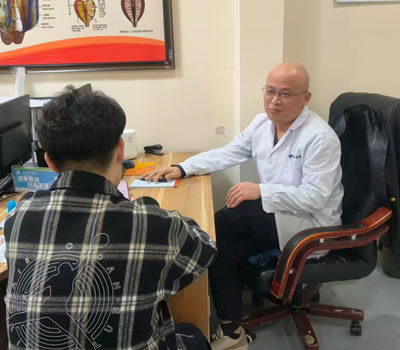 宣城市|男科医师高朋磊：守护男性健康，专业男科诊疗