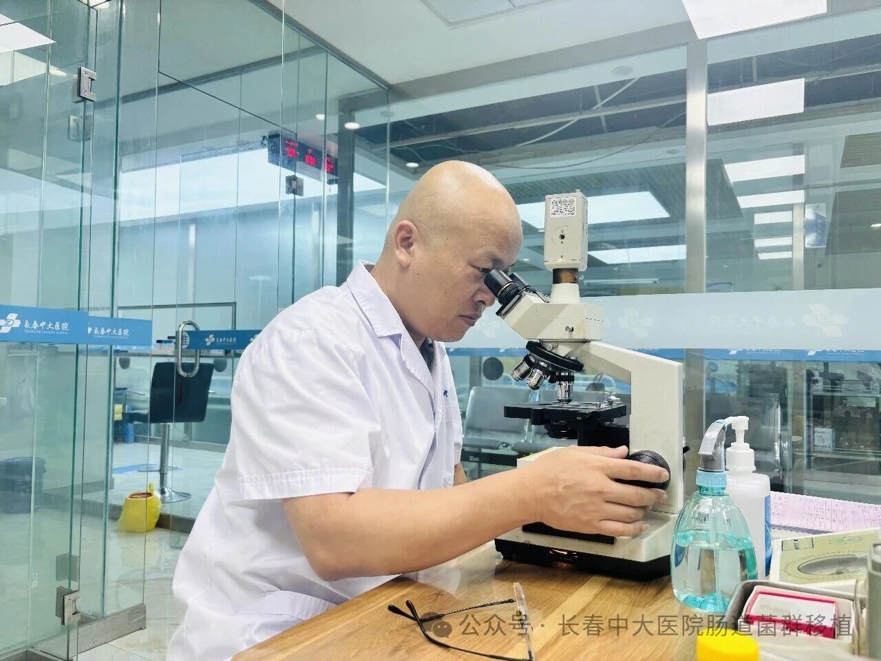 宣城市|高朋磊医师：左手男科临床，右手肠道菌群移植深入研究